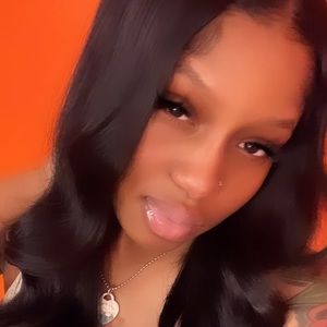 Meet your Posher, Dakerria